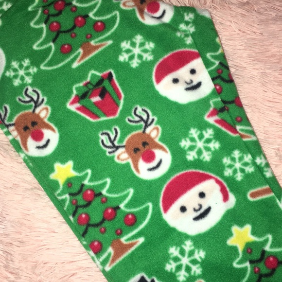 NWT Children’s Place Unisex Two Piece Christmas Holiday Flannel Pajama Set - Picture 6 of 10